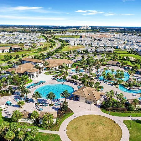 Stunning 5 Bedroom House Near Disney ダベンポート エクステリア 写真