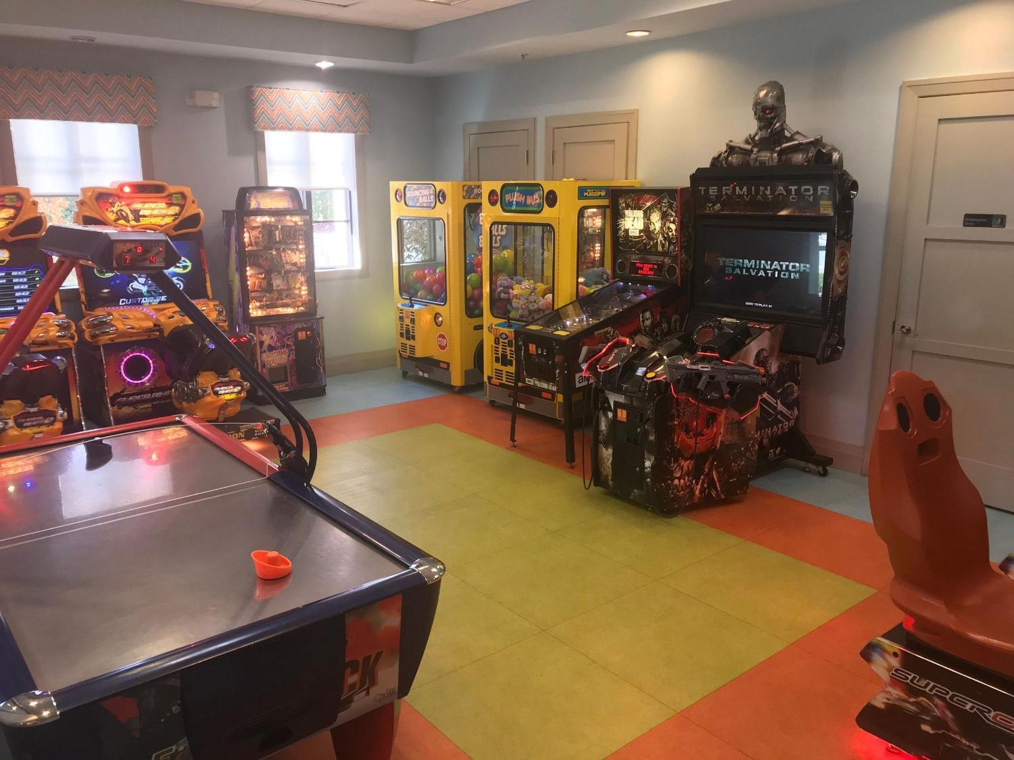 Stunning 5 Bedroom House Near Disney ダベンポート エクステリア 写真