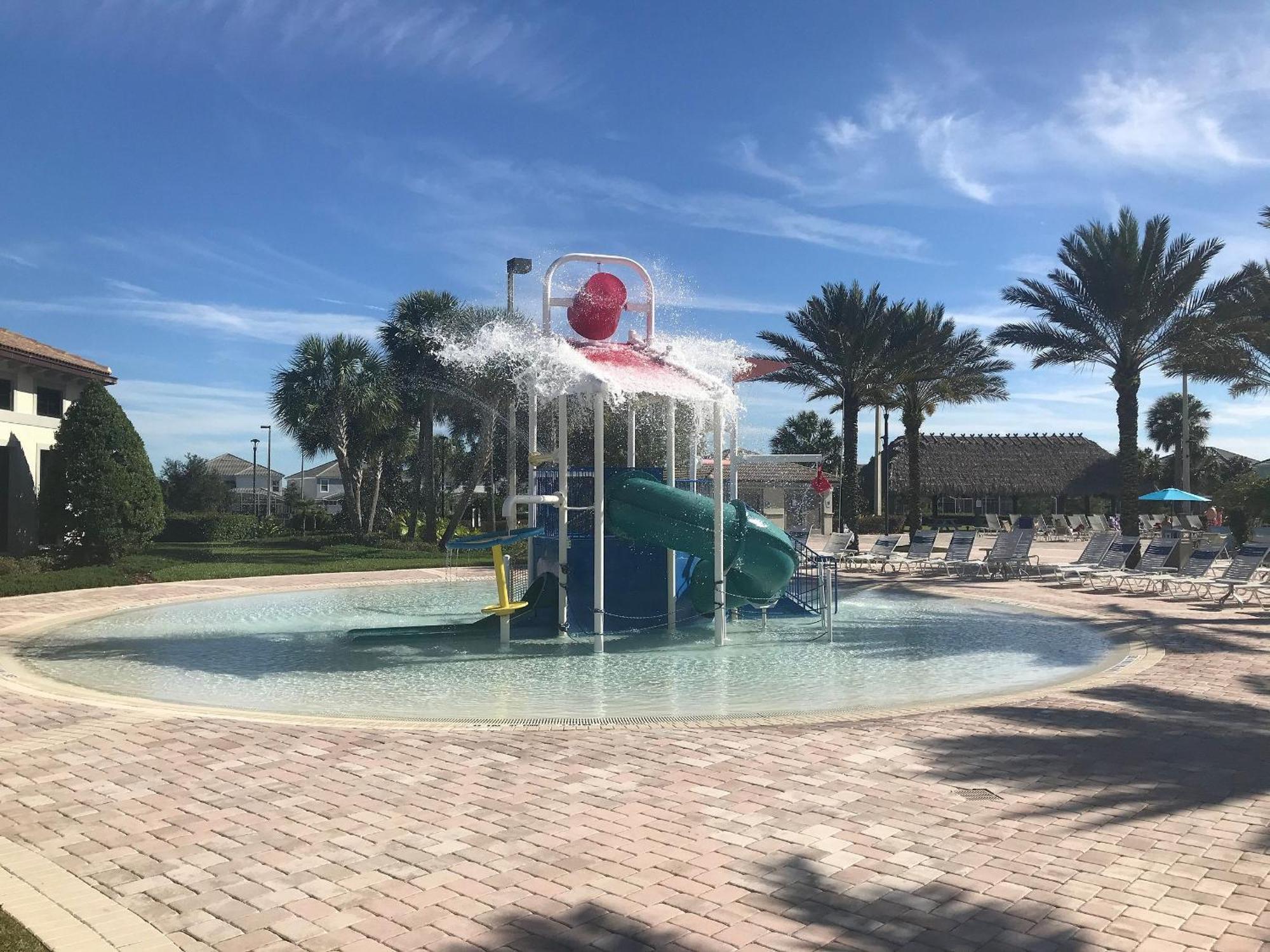 Stunning 5 Bedroom House Near Disney ダベンポート エクステリア 写真