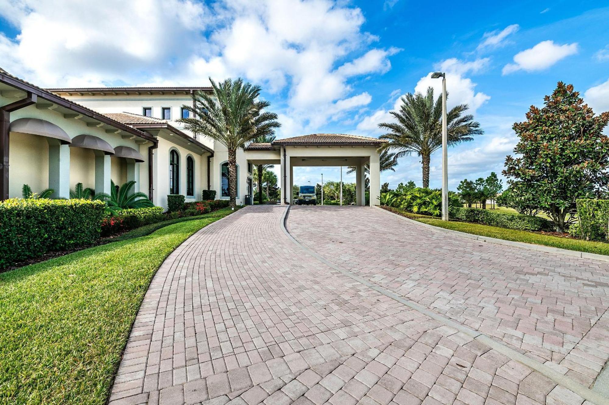 Stunning 5 Bedroom House Near Disney ダベンポート エクステリア 写真