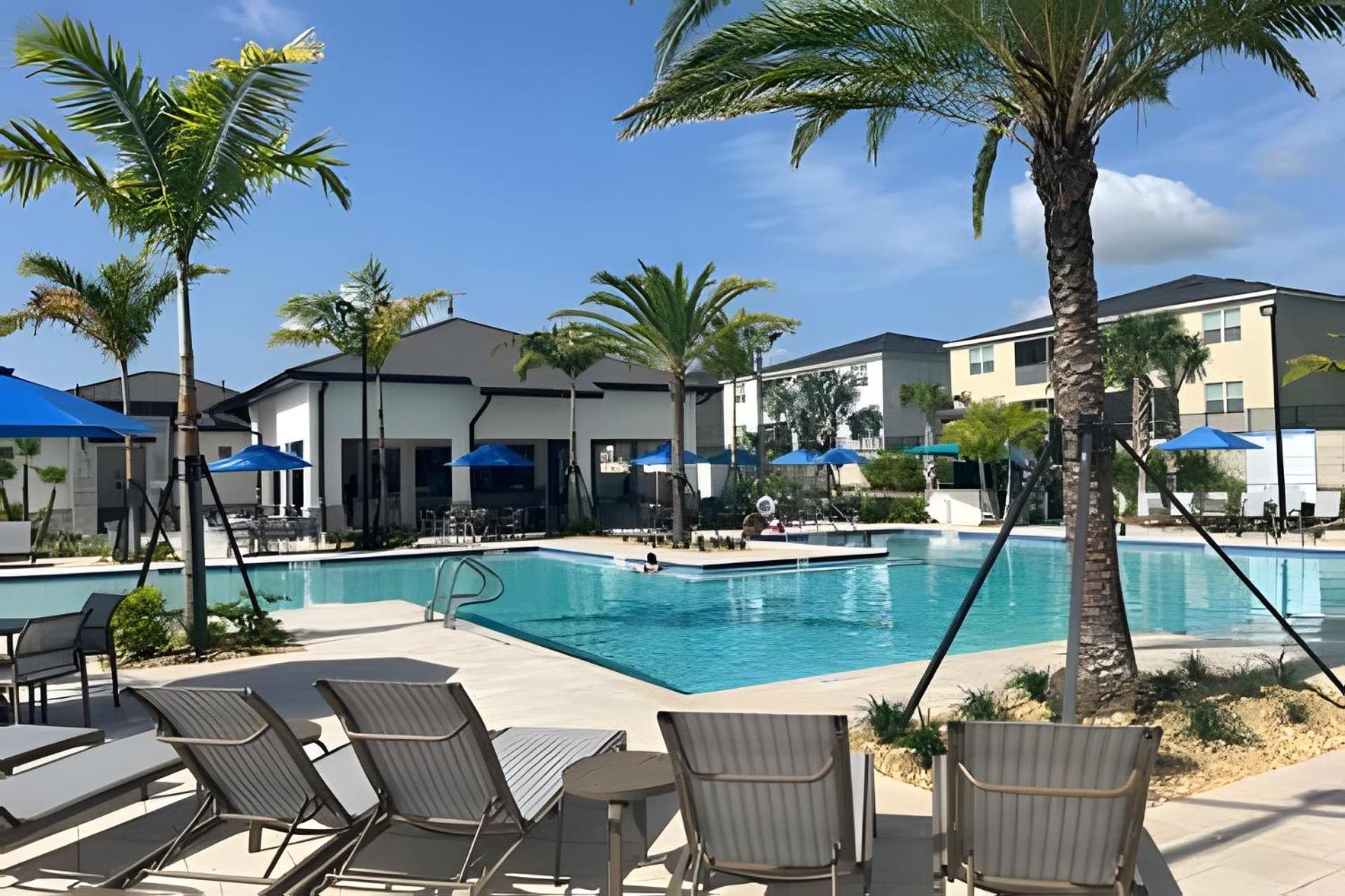 Stunning 5 Bedroom House Near Disney ダベンポート エクステリア 写真