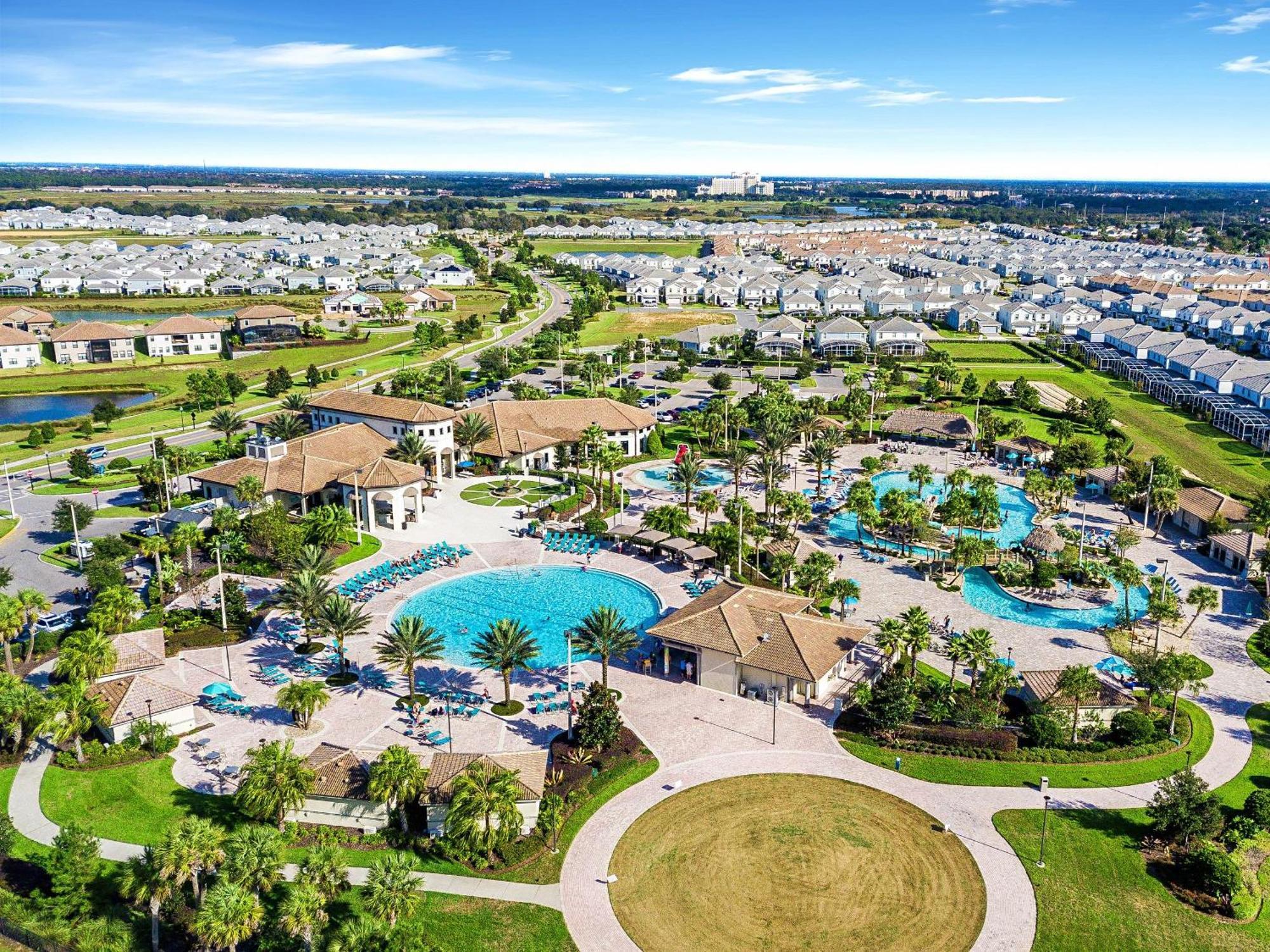 Stunning 5 Bedroom House Near Disney ダベンポート エクステリア 写真